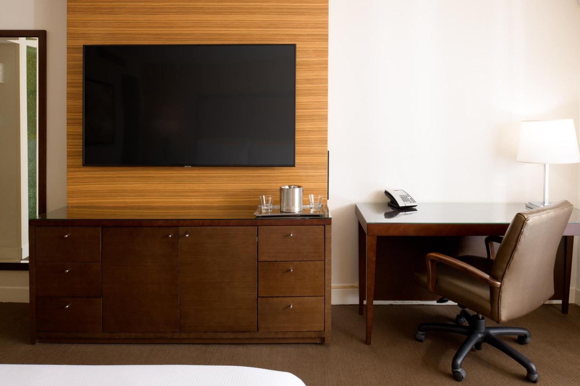 Premium Queen Room Two Queen Beds Ocean View
